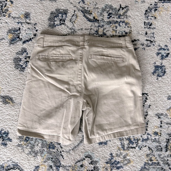 Ana Twill Khaki Shorts 2 - Picture 2 of 2